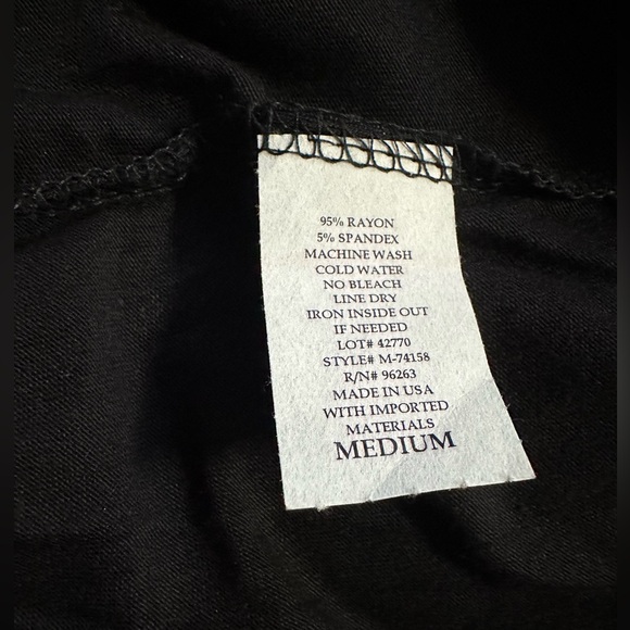 J.M. Fleurette black cardigan, size medium. Lightweight. Good condition. - Picture 4 of 5